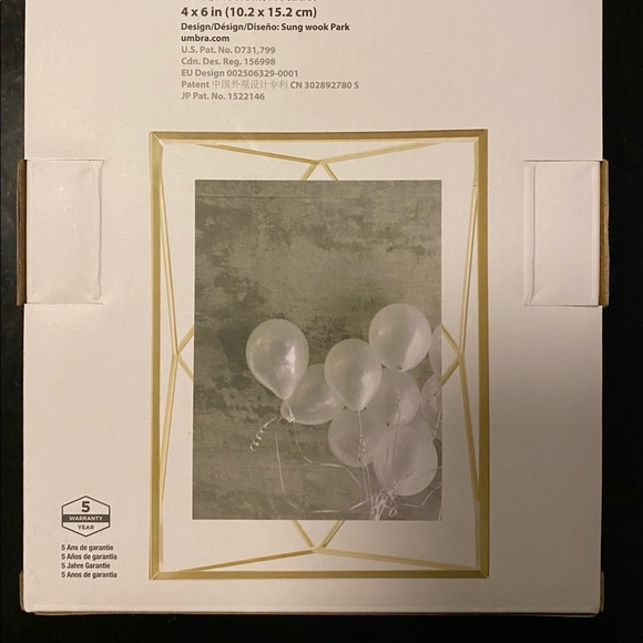 4 x 6 In Box Gold Umbra Frames - Picture 5 of 5